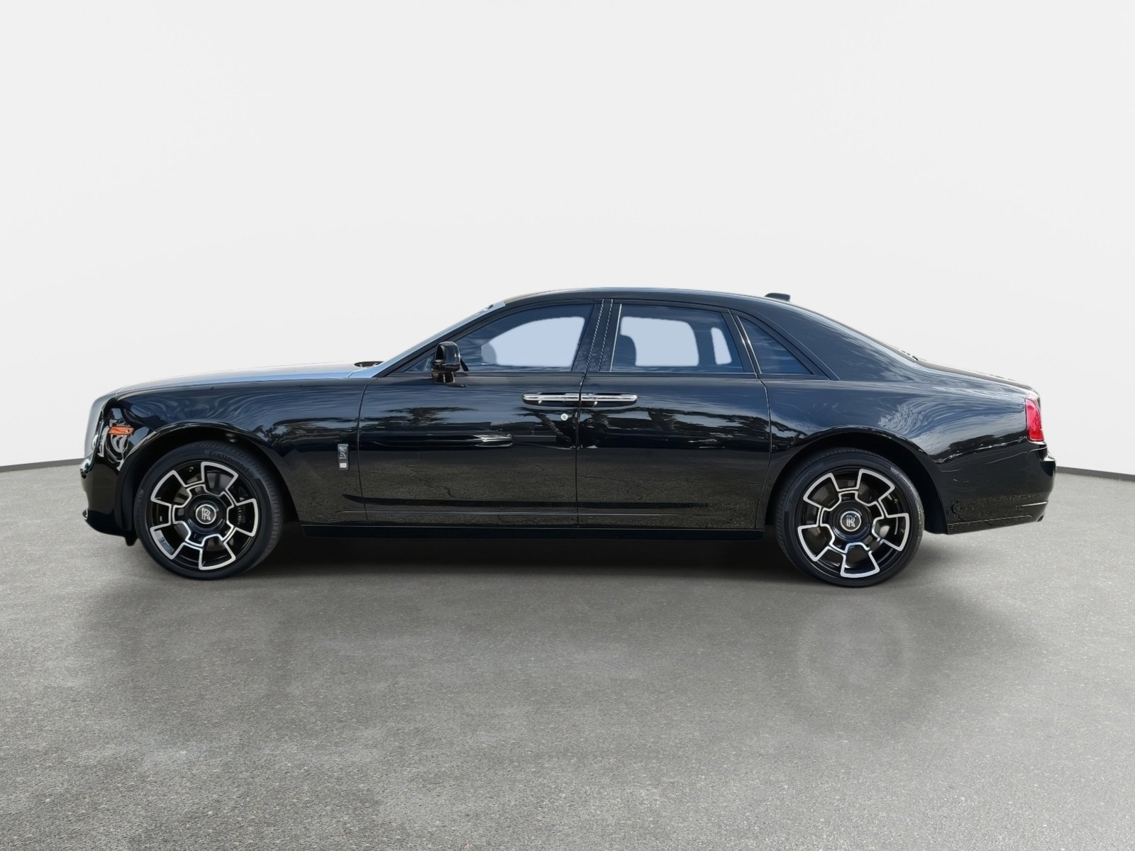 Used 2020 Rolls-Royce Ghost RWD image 6