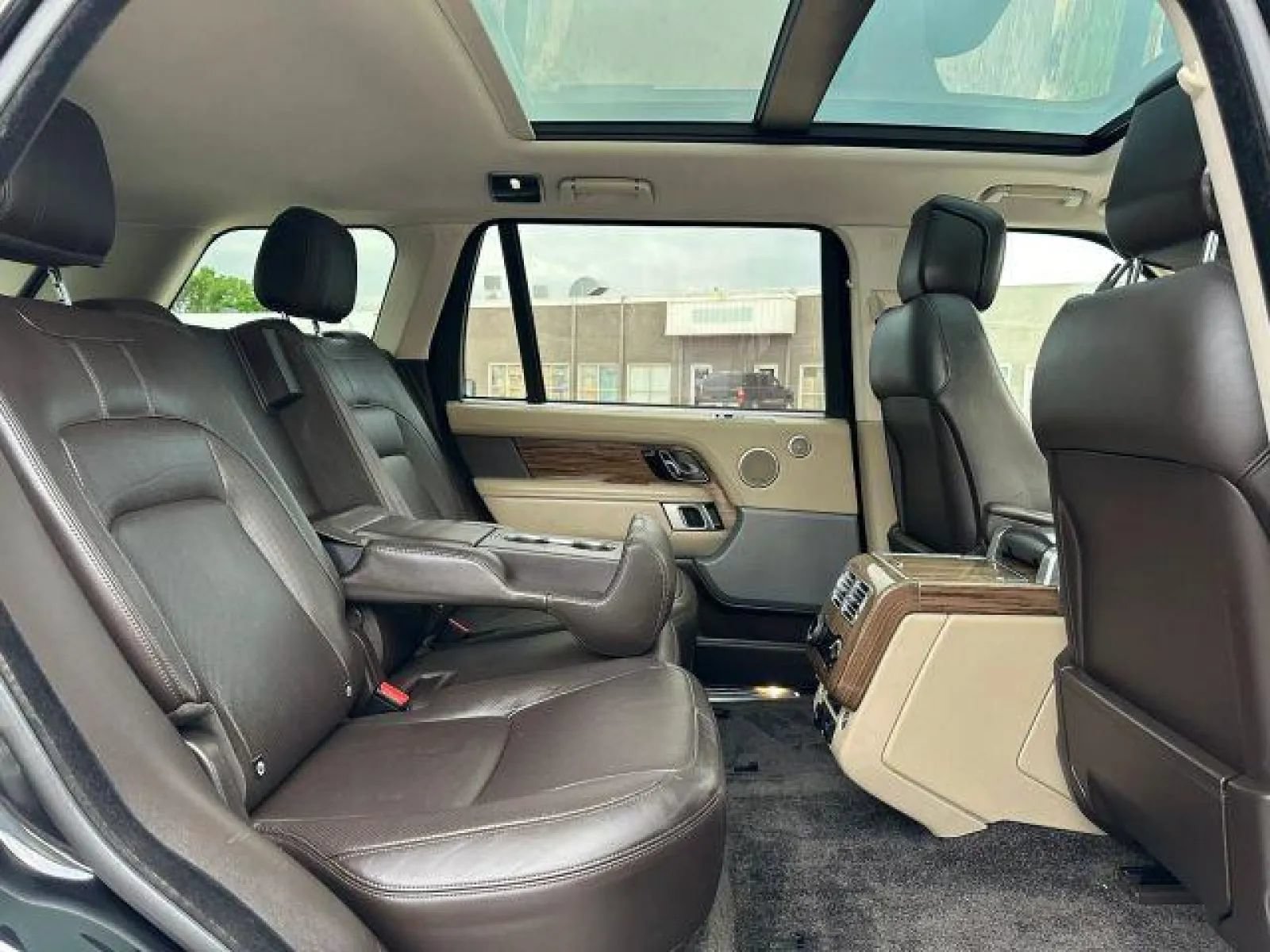 Used 2018 Land Rover Range Rover Long Wheelbase Supercharged AWD/4WD image 27