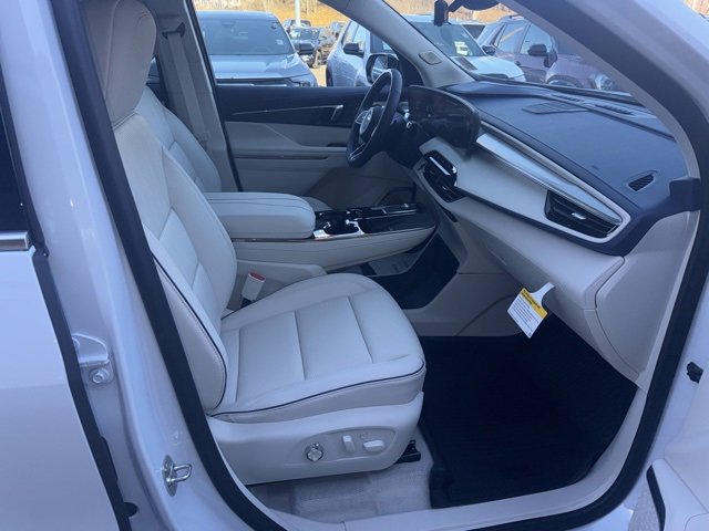 New 2026 Buick Enclave Avenir w/ Super Cruise Package image 12