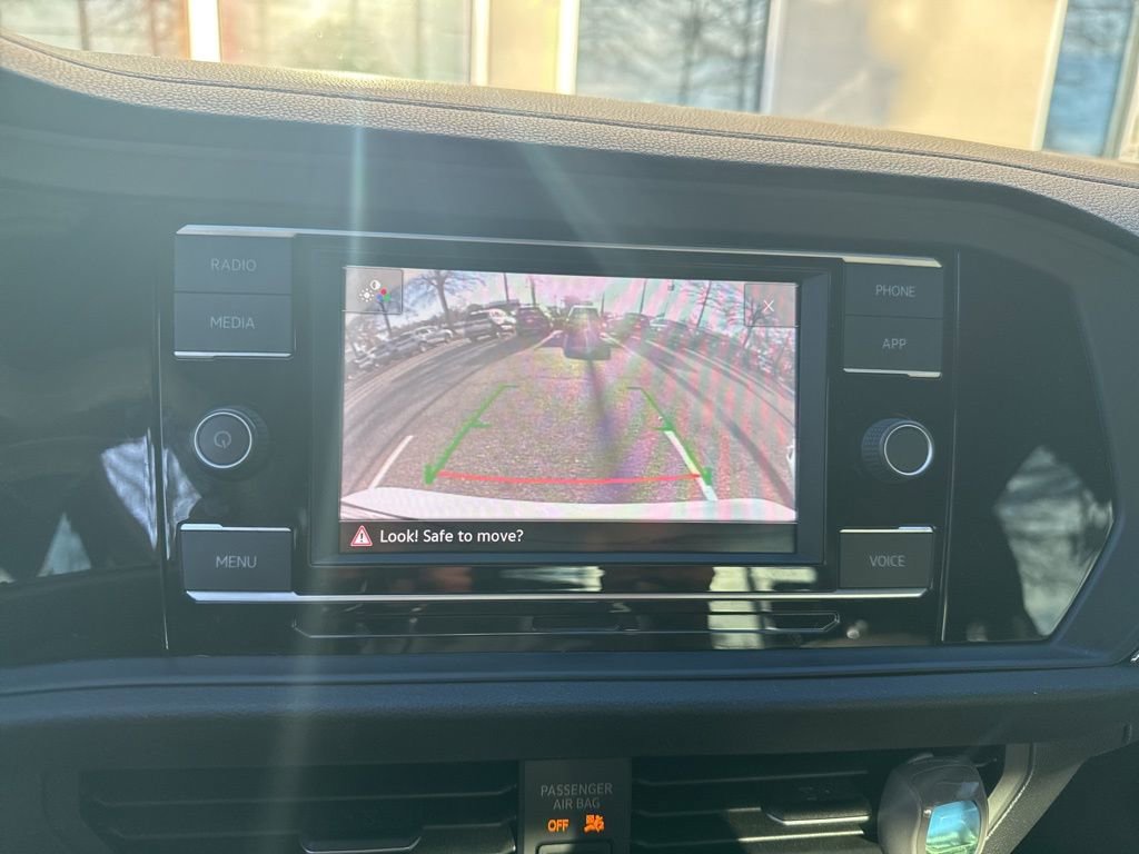 Used 2020 Volkswagen Jetta image 16