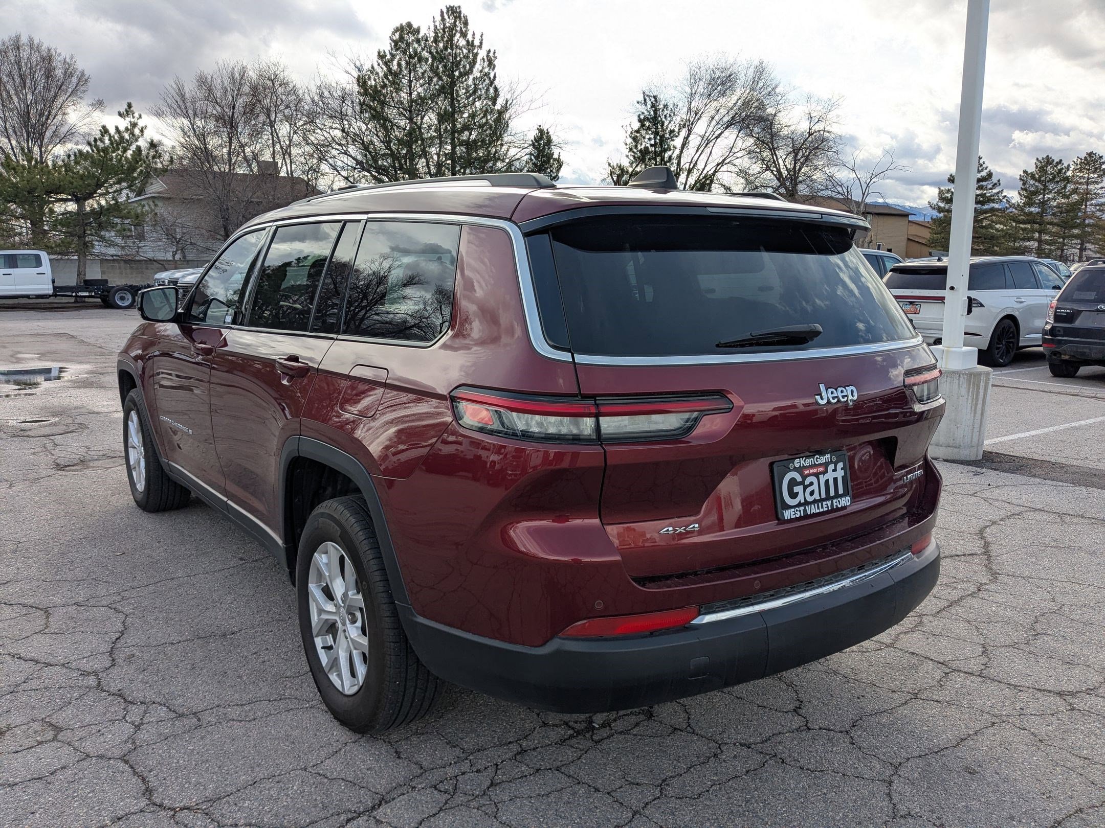 Used 2023 Jeep Grand Cherokee L Limited image 8