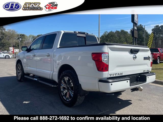 Used 2019 Nissan Titan SV w/ SV Convenience Package image 5
