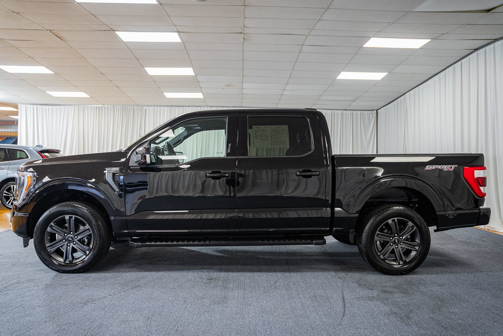 Certified 2023 Ford F150 Lariat w/ Equipment Group 502A High AWD/4WD image 5