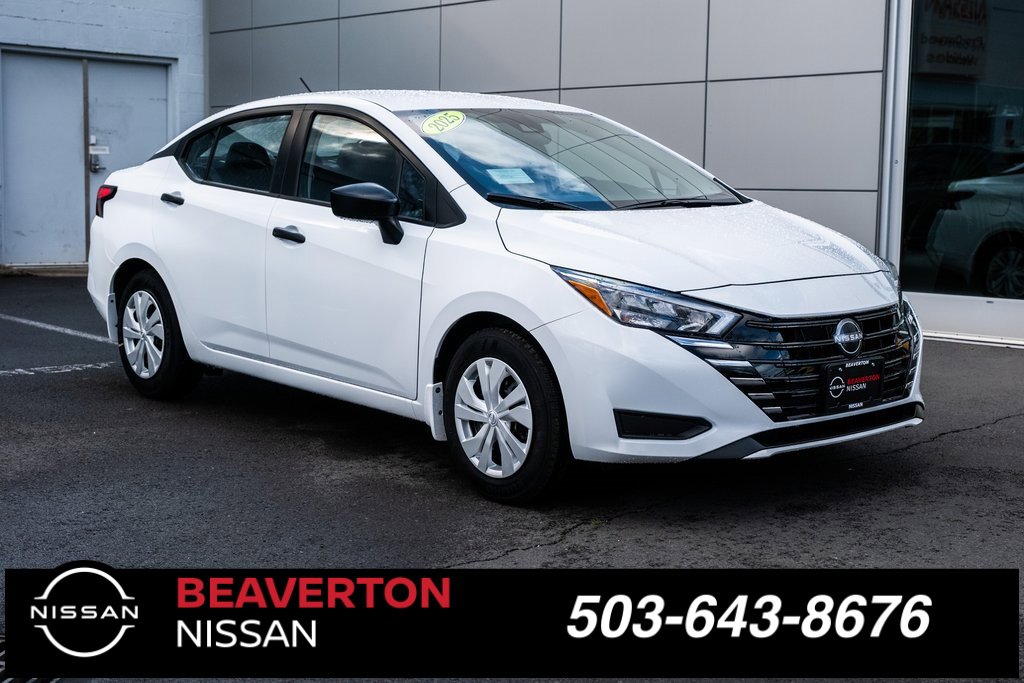 New 2025 Nissan Versa S w/ Trunk Package