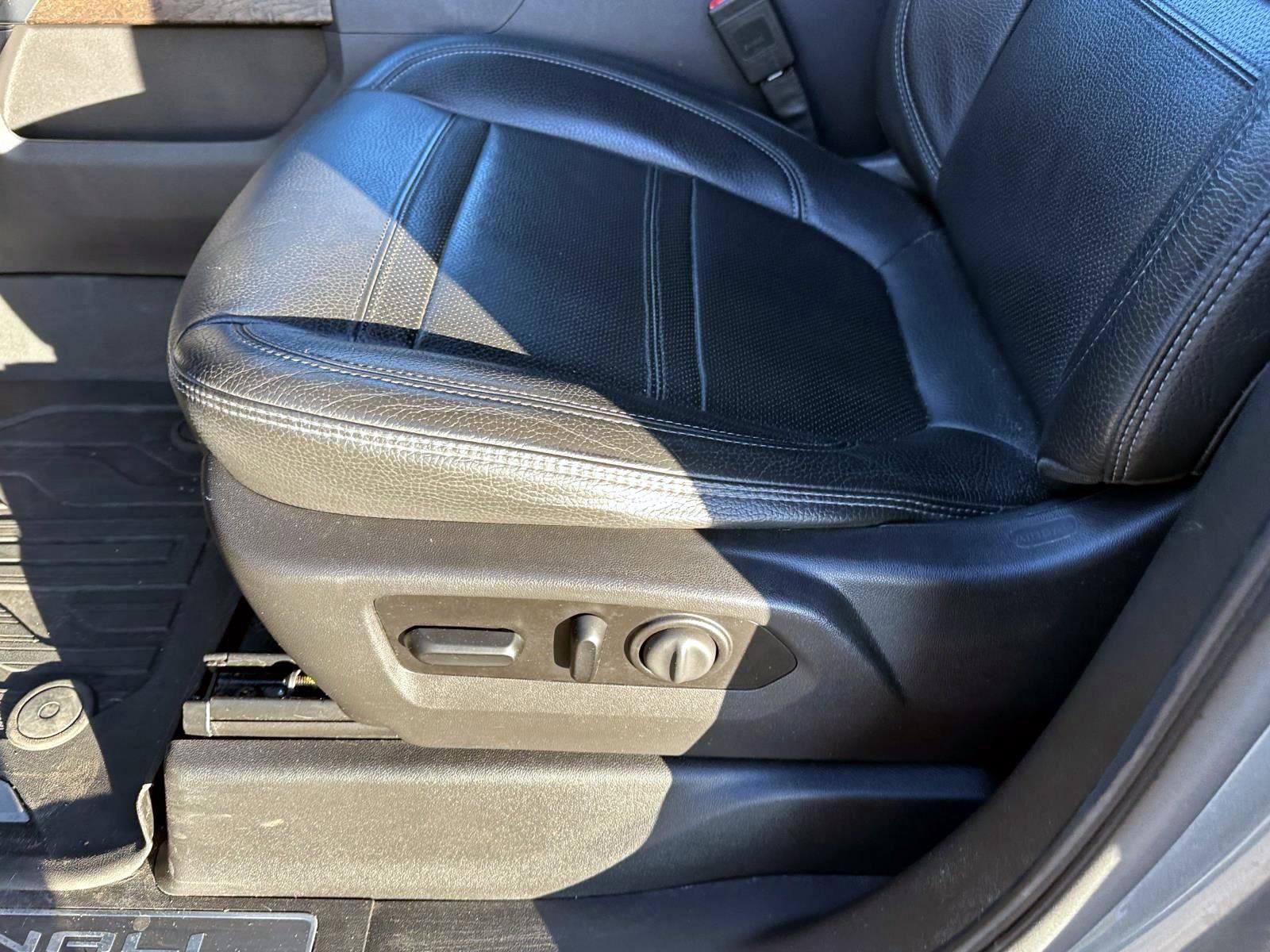 Used 2020 GMC Sierra 1500 Denali w/ Driver Alert Package II image 19