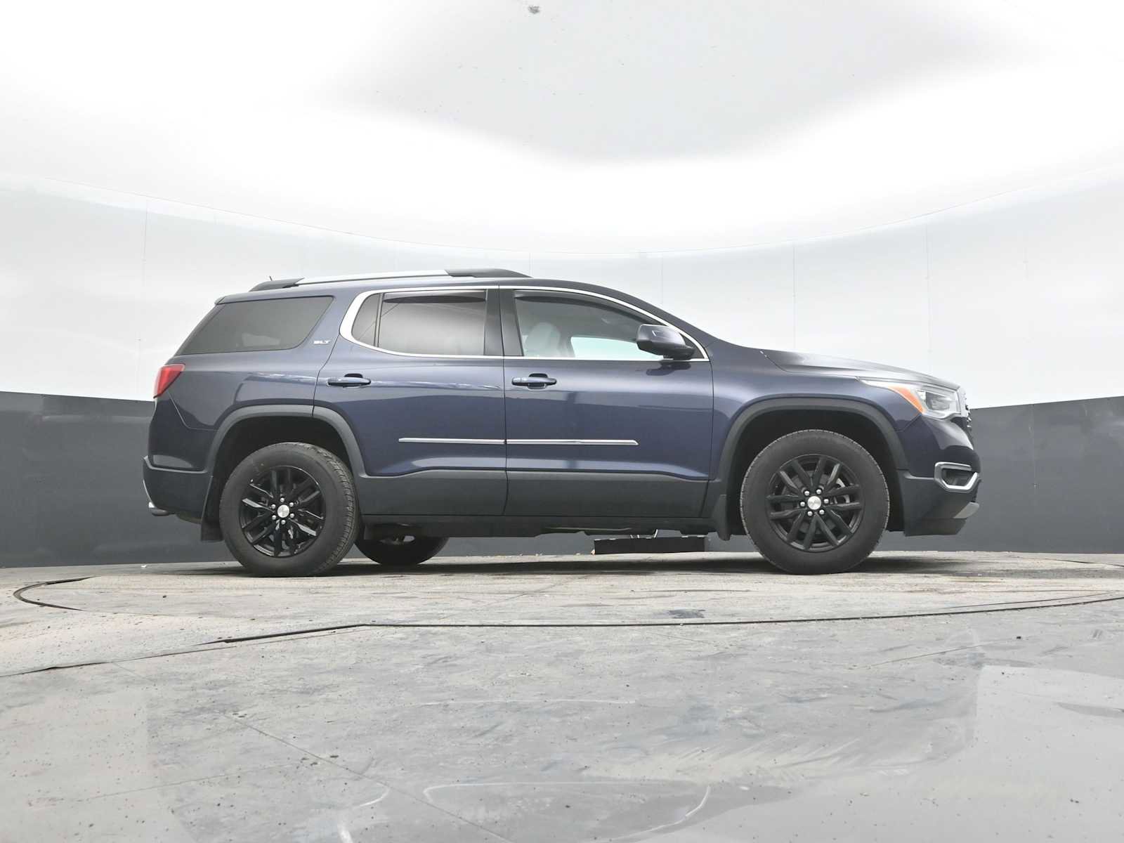Used 2019 GMC Acadia SLT image 27