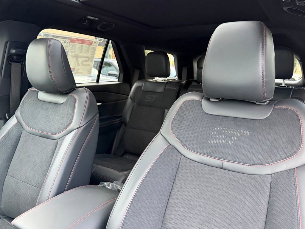 New 2026 Ford Explorer ST w/ Sun And Sound Package image 14