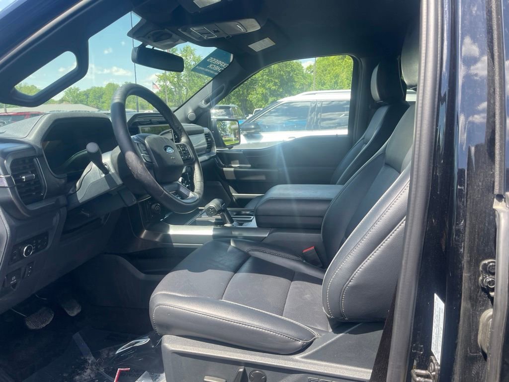 Used 2025 Ford F150 Lariat w/ Equipment Group 501A Mid AWD/4WD image 10