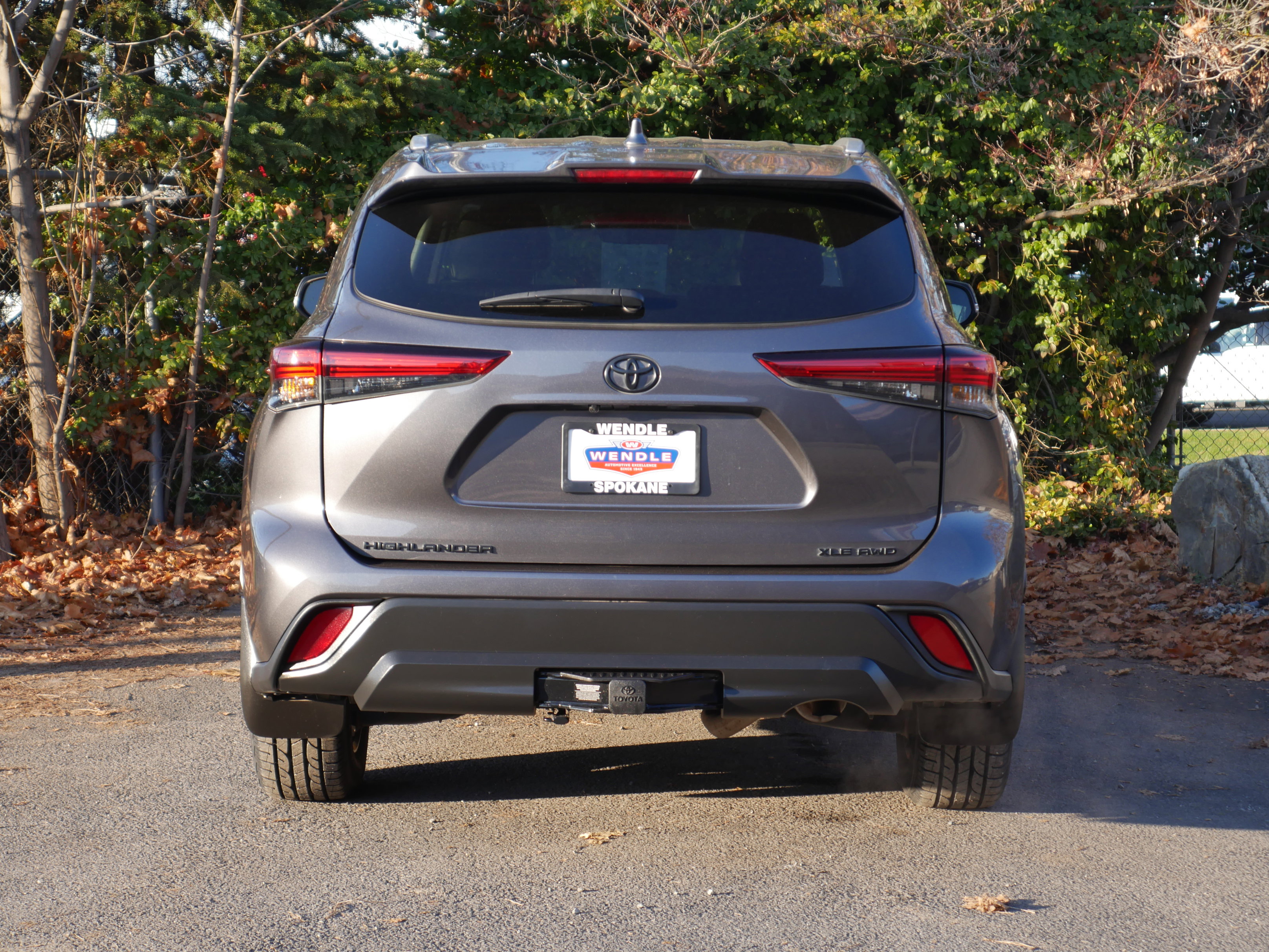 Used 2022 Toyota Highlander XLE image 22