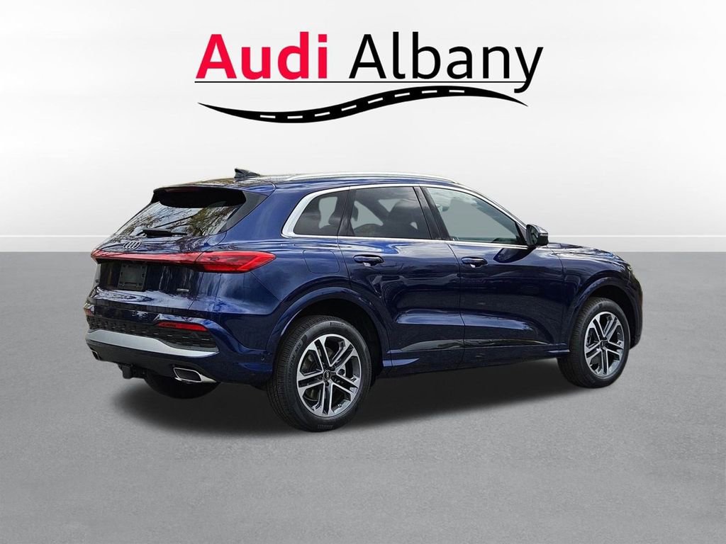 New 2025 Audi Q5 Premium image 4