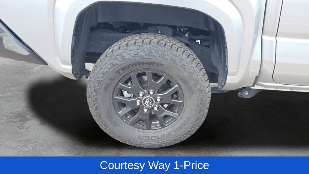 Used 2025 Toyota Tacoma SR RWD image 12