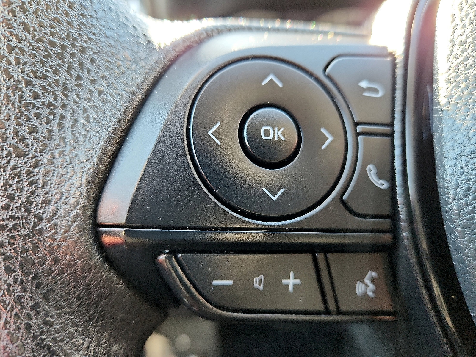 Used 2023 Toyota RAV4 LE image 20