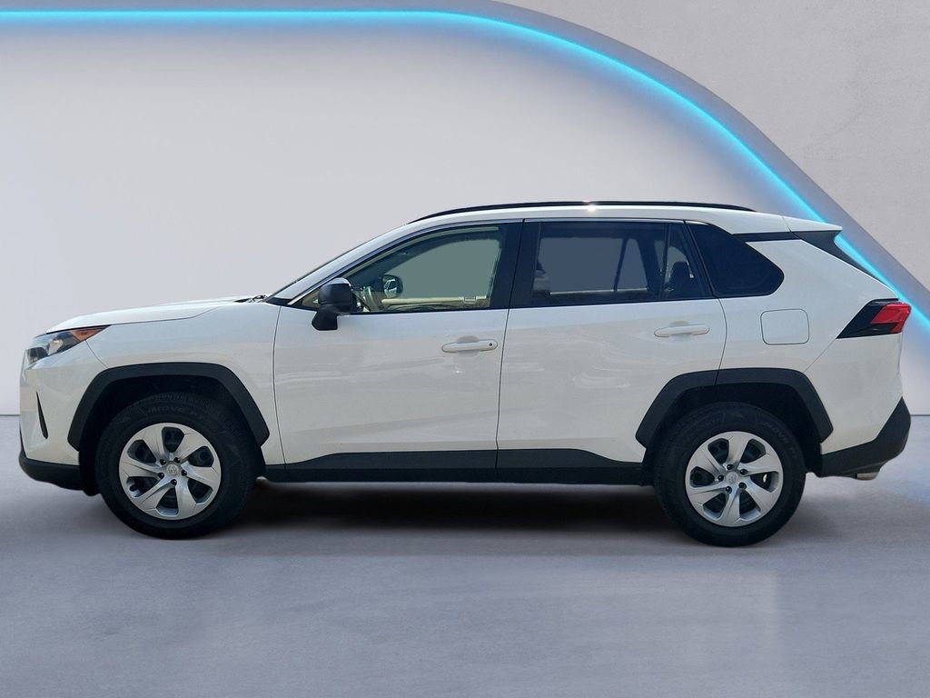 Used 2019 Toyota RAV4 LE image 6