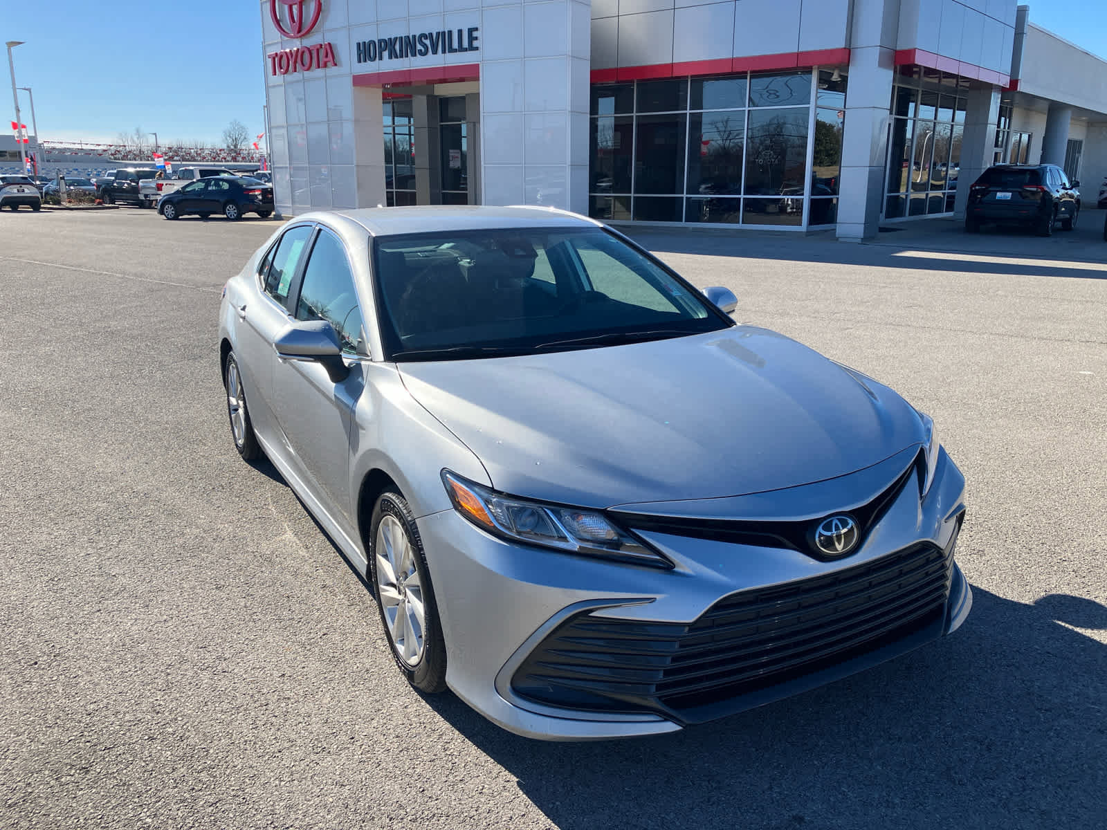 Used 2023 Toyota Camry LE w/ Convenience Package image 3