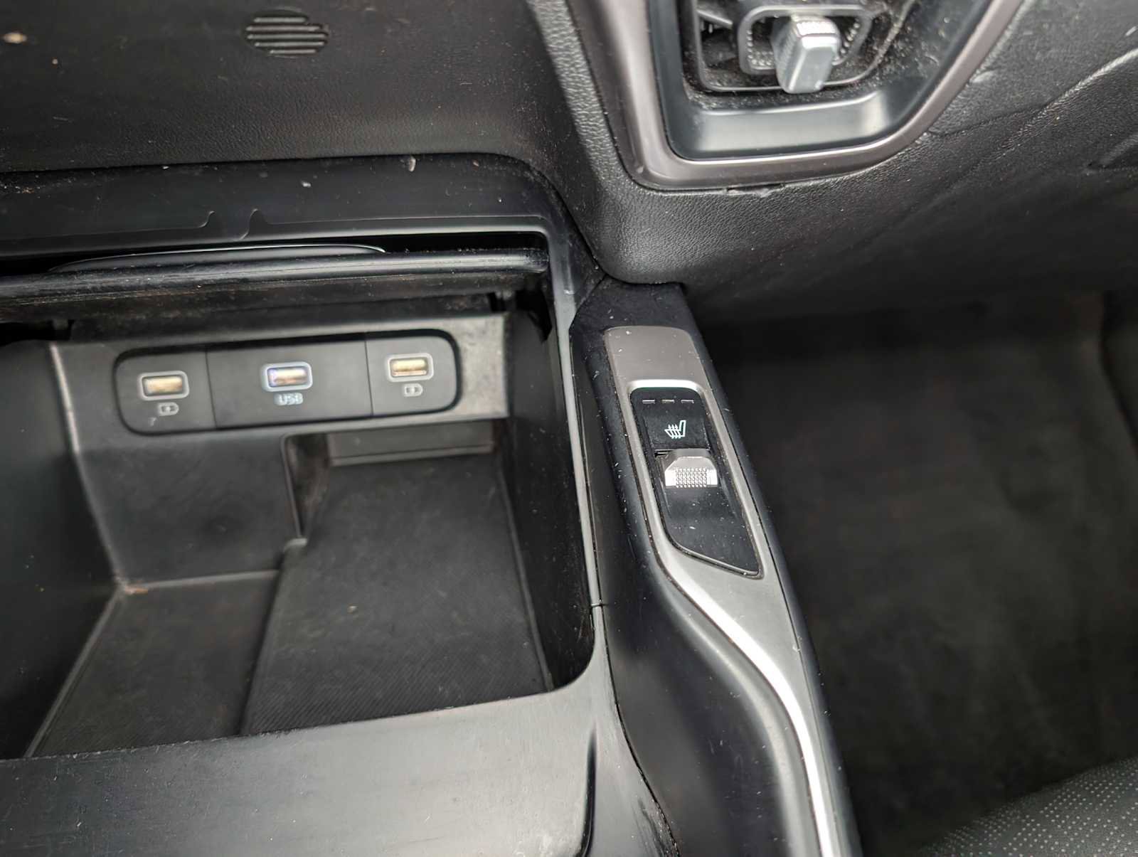 Certified 2022 Kia Sorento S image 31