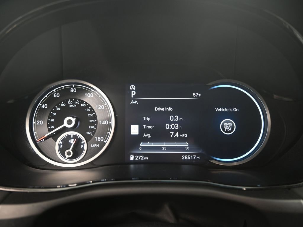 Used 2025 Genesis GV70 2.5T AWD/4WD image 9