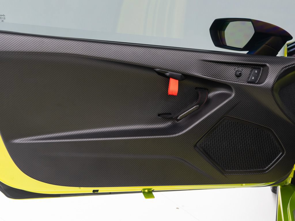 Used 2023 Lamborghini Huracan STO RWD image 11