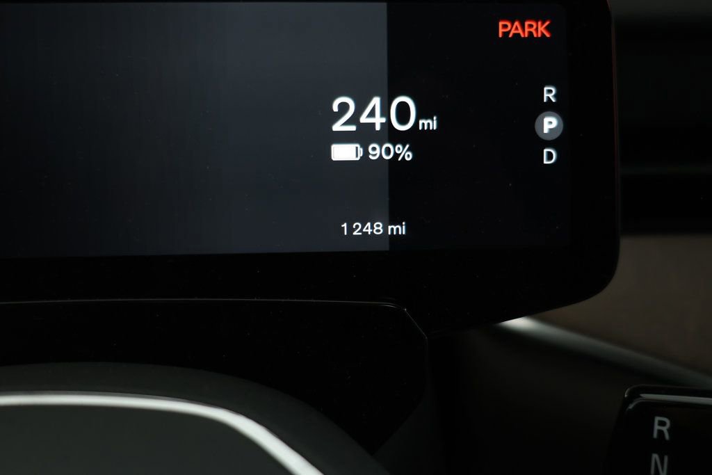 Used 2025 Volvo EX90 Plus image 14