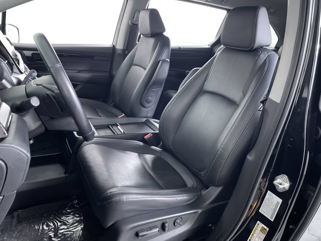 Used 2023 Honda Odyssey Touring image 12