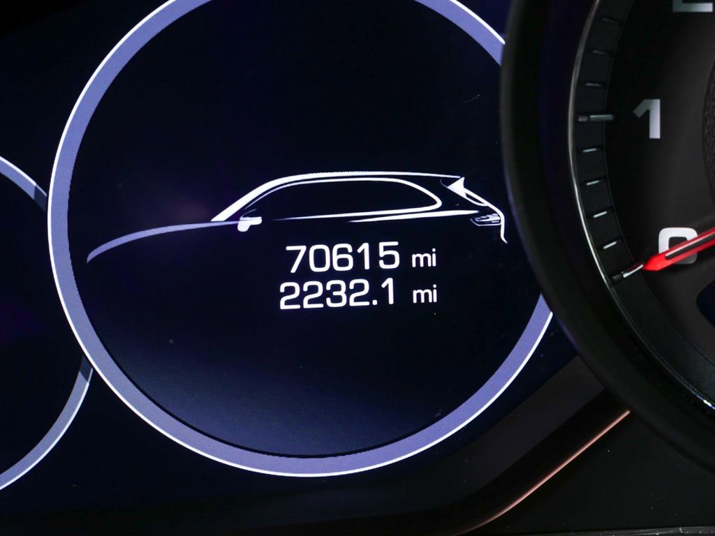 Certified 2021 Porsche Cayenne Turbo AWD/4WD image 12