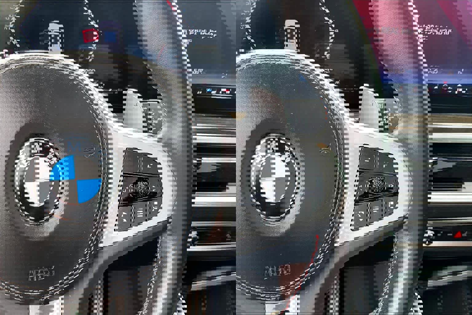 Used 2024 BMW X5 M60i w/ Executive Package image 25