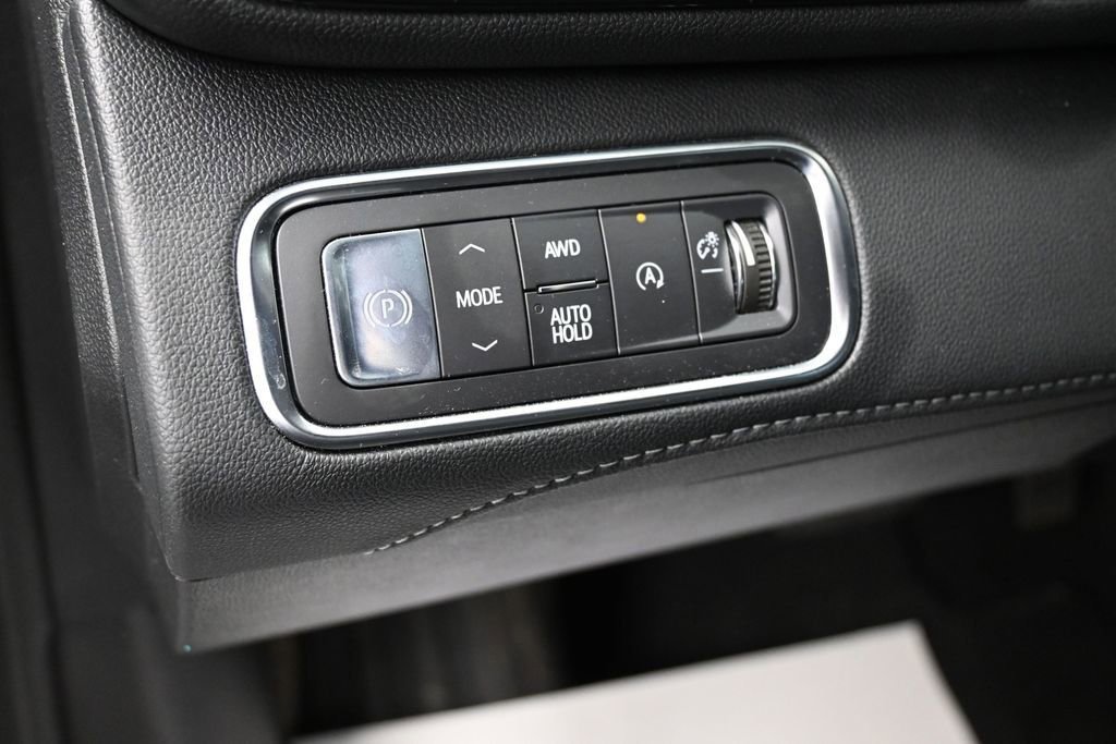 Used 2025 Buick Enclave Sport Touring AWD/4WD image 29