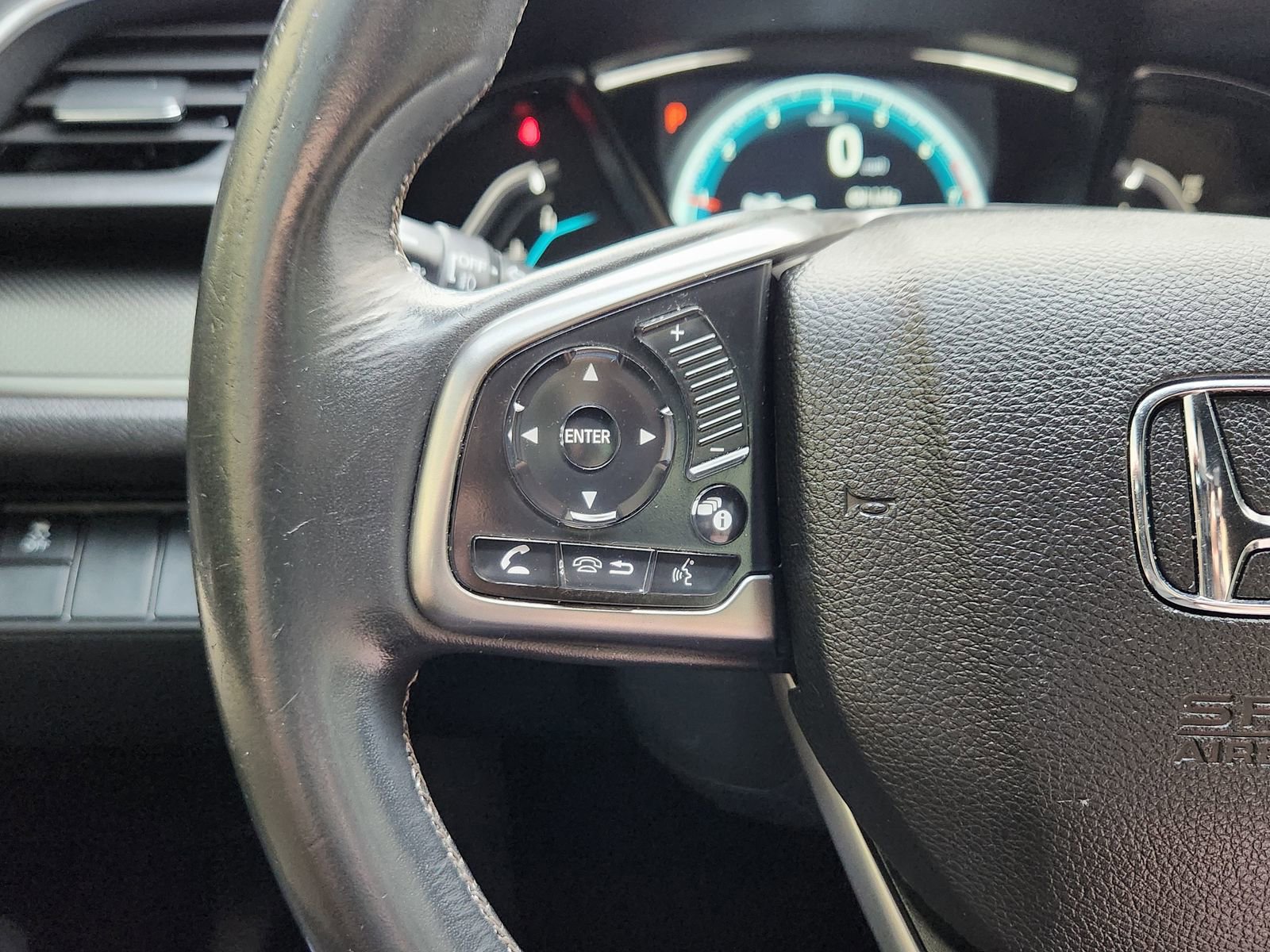 Used 2018 Honda Civic EX-L image 34