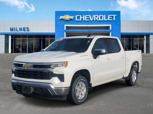 Used 2025 Chevrolet Silverado 1500 LT image 2