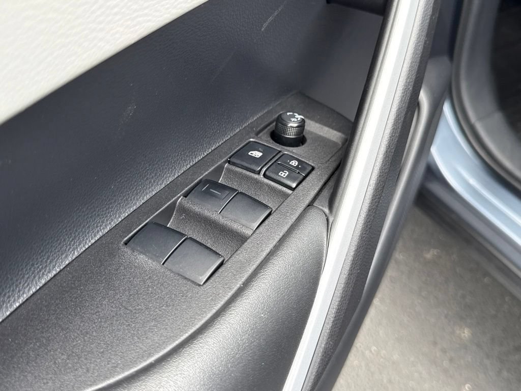 Certified 2026 Toyota Corolla Cross L FWD image 18