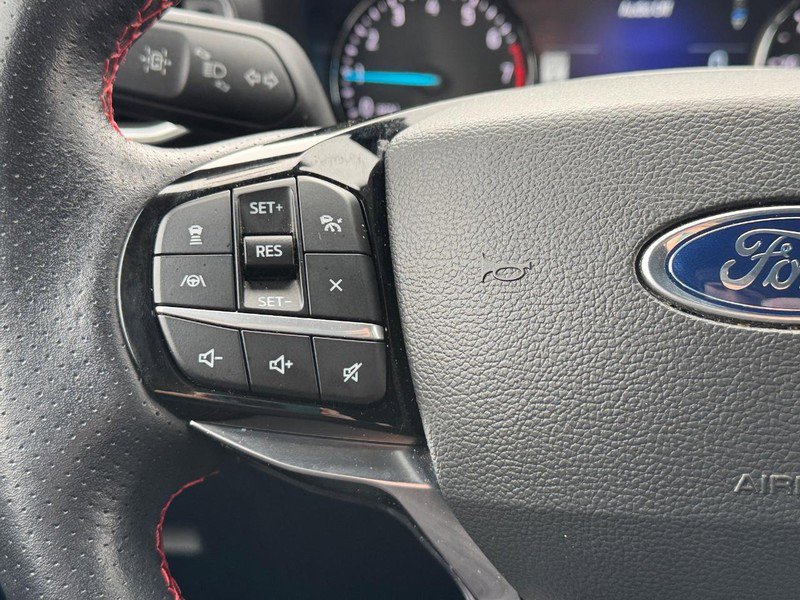 Used 2022 Ford Explorer ST-Line image 18