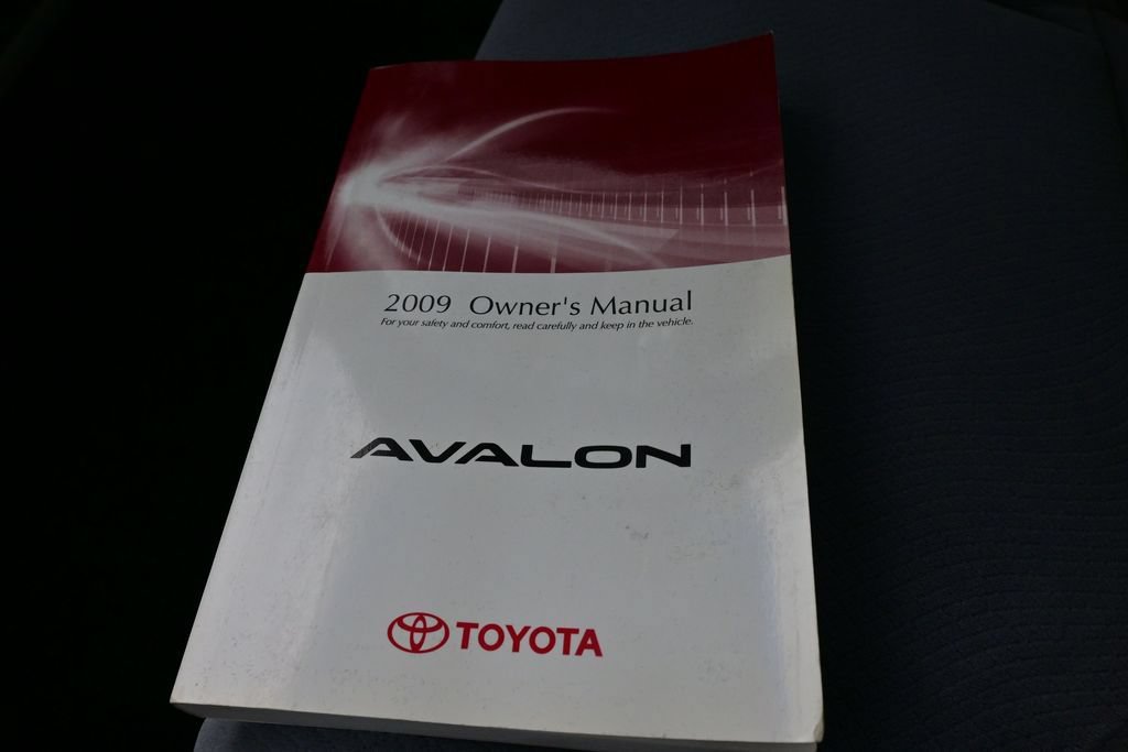 Used 2009 Toyota Avalon FWD image 47
