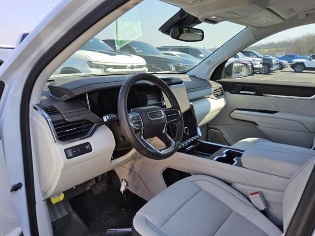 Used 2025 GMC Acadia Denali w/ LPO, Floor Liner Package FWD image 6