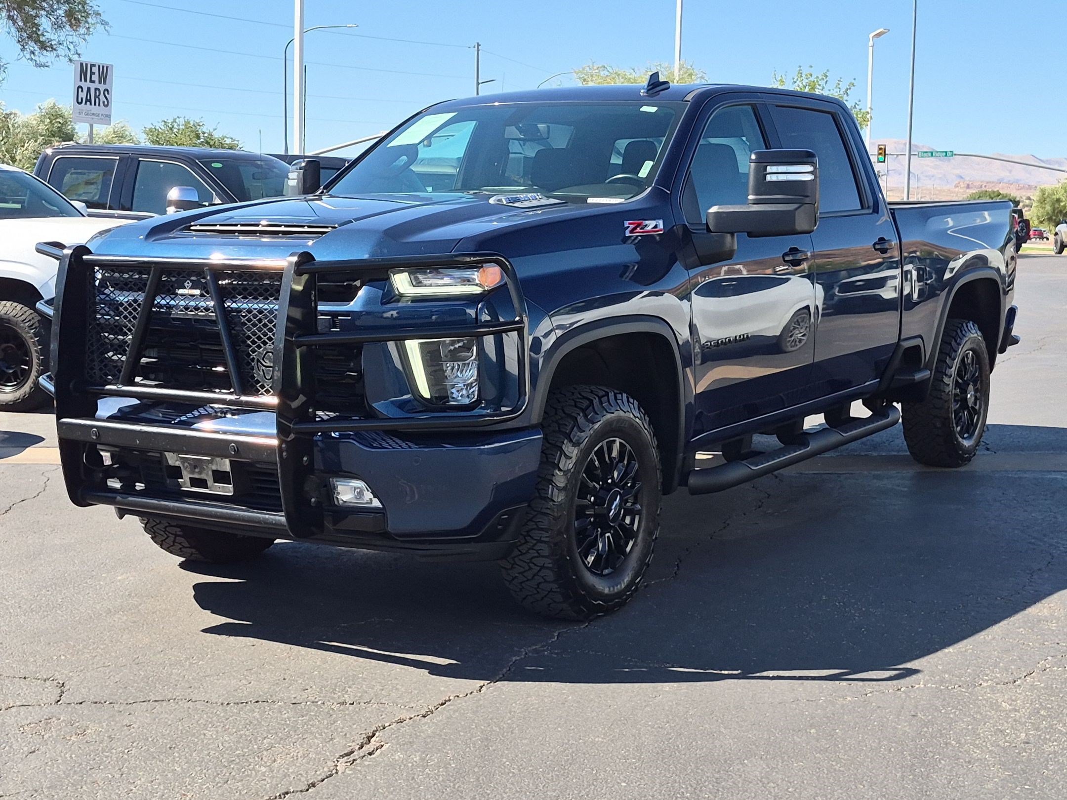 Used 2023 Chevrolet Silverado 3500 LTZ w/ LTZ Plus Package AWD/4WD image 8
