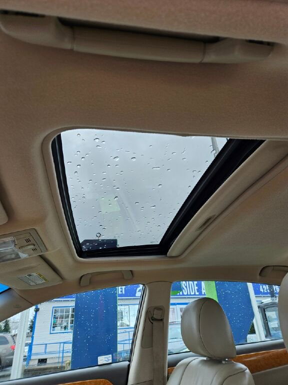 Used 2007 Toyota Avalon XL image 17