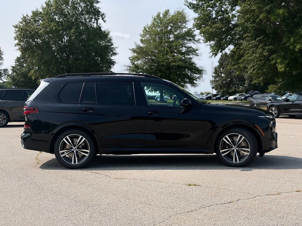 New 2027 BMW X7 xDrive40i w/ M Sport Package AWD/4WD image 7