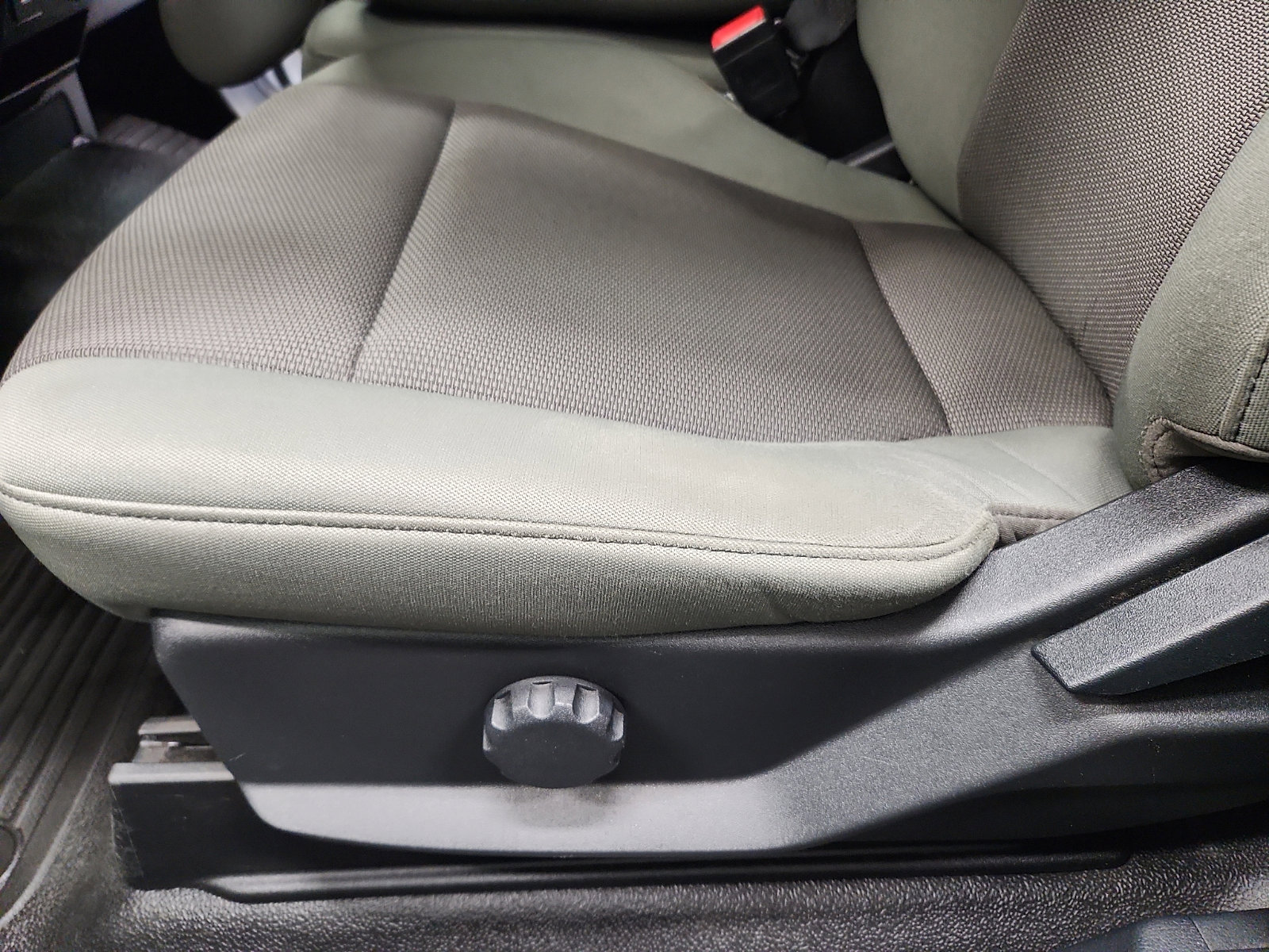 Used 2022 Ford F250 XL w/ STX Appearance Package image 22