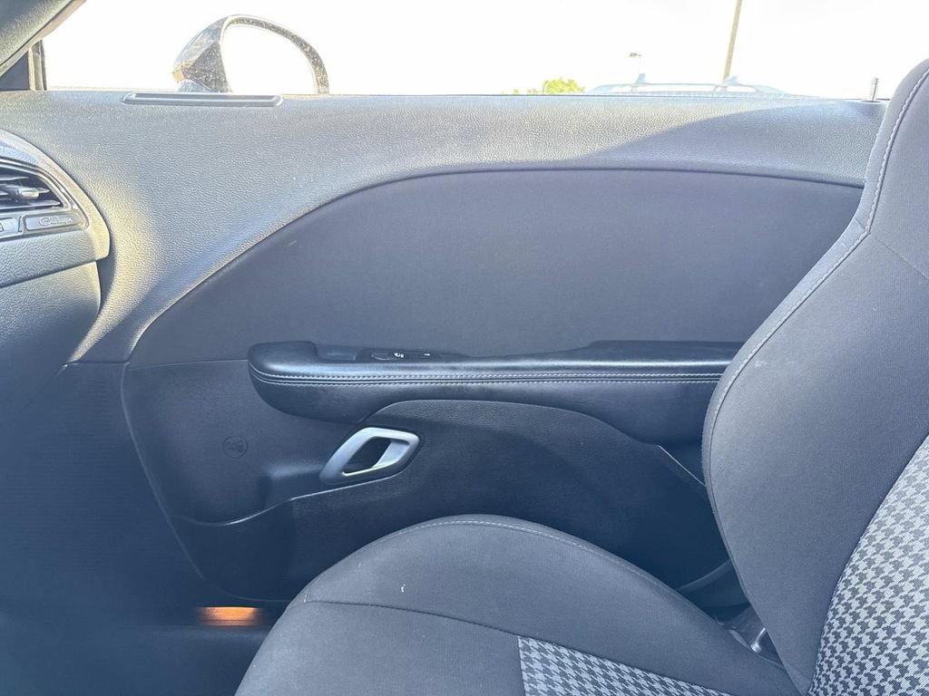 Used 2022 Dodge Challenger GT w/ Blacktop Package image 19