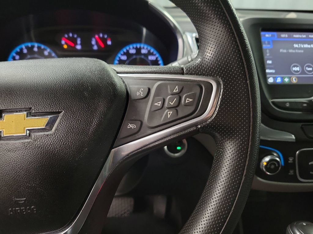 Used 2019 Chevrolet Equinox LS w/ LS Convenience Package AWD/4WD image 23