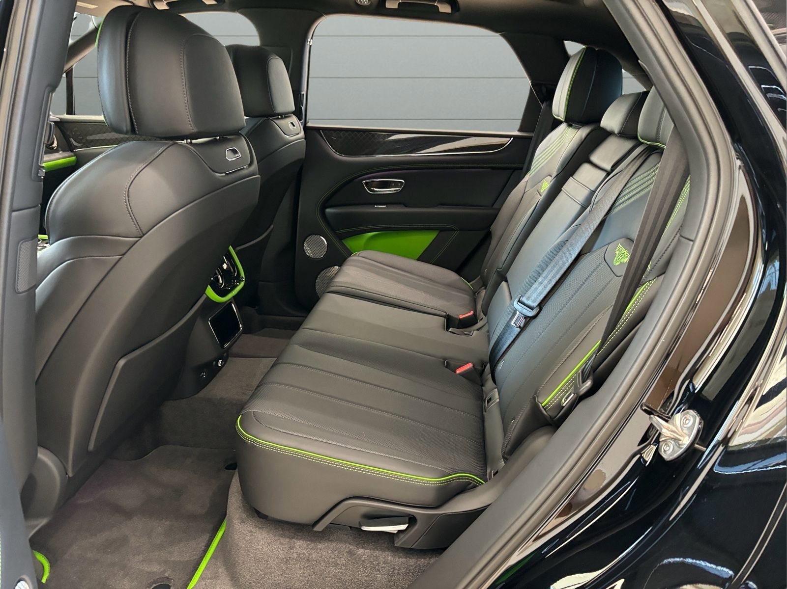 New 2025 Bentley Bentayga image 19