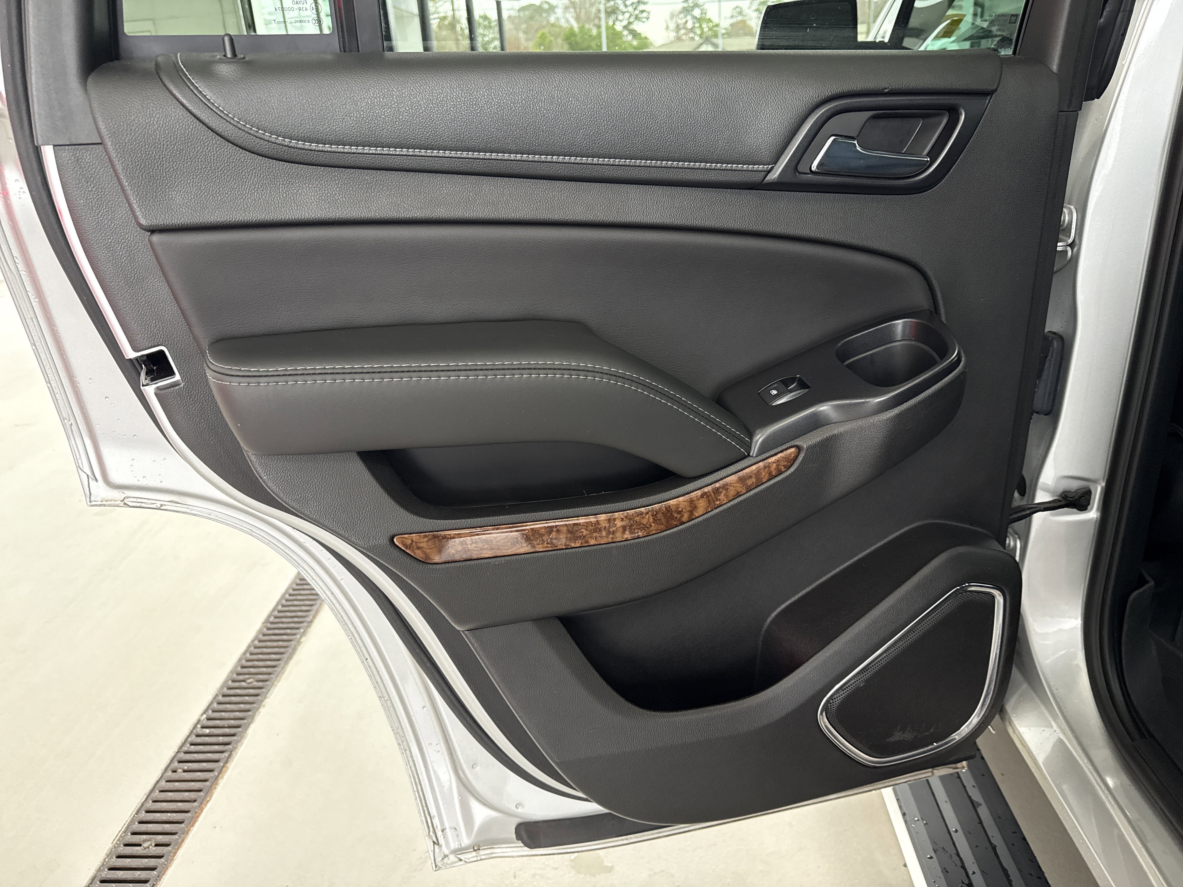 Used 2017 Chevrolet Tahoe Premier image 29