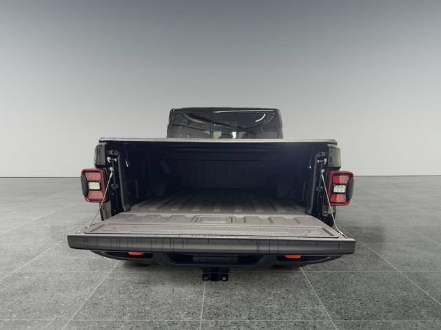New 2026 Jeep Gladiator Mojave w/ Safety Group AWD/4WD image 16