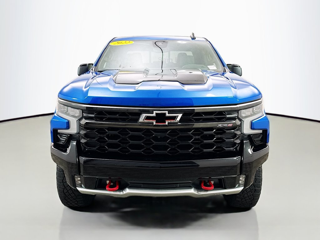 Used 2022 Chevrolet Silverado 1500 ZR2 w/ Technology Package AWD/4WD image 2