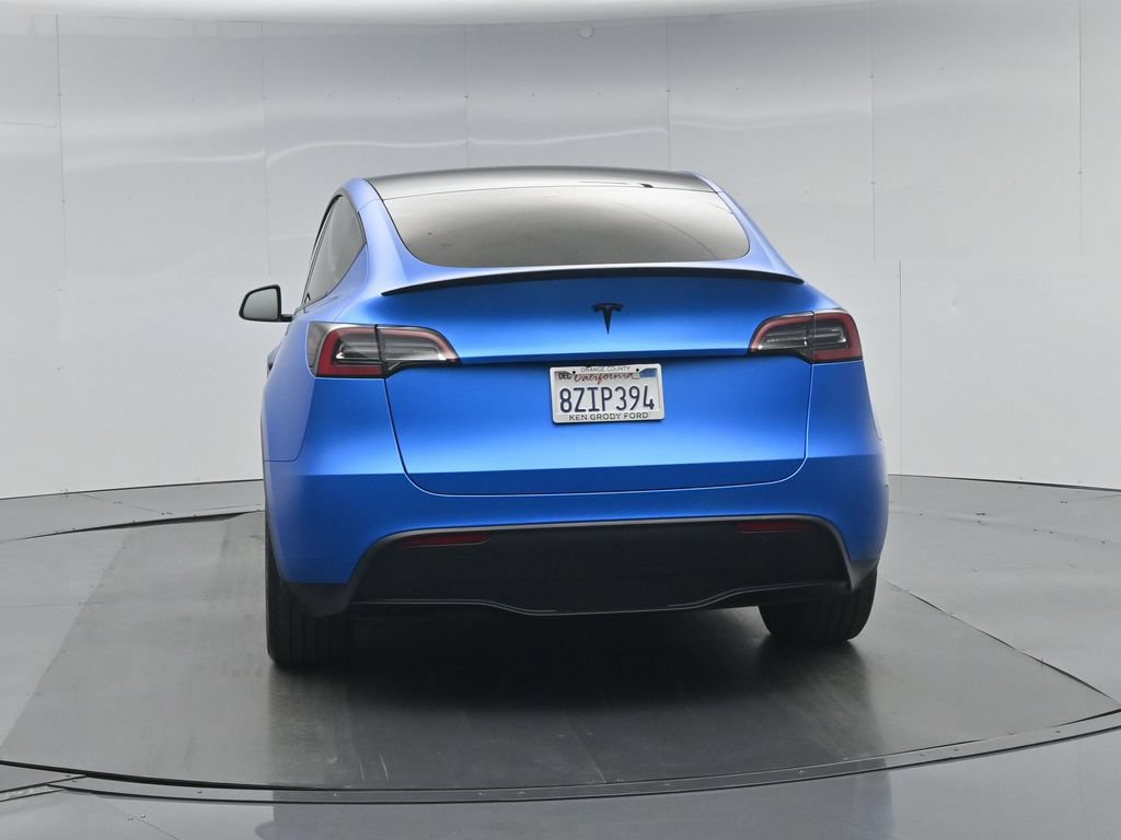 Used 2022 Tesla Model Y Long Range AWD/4WD image 27