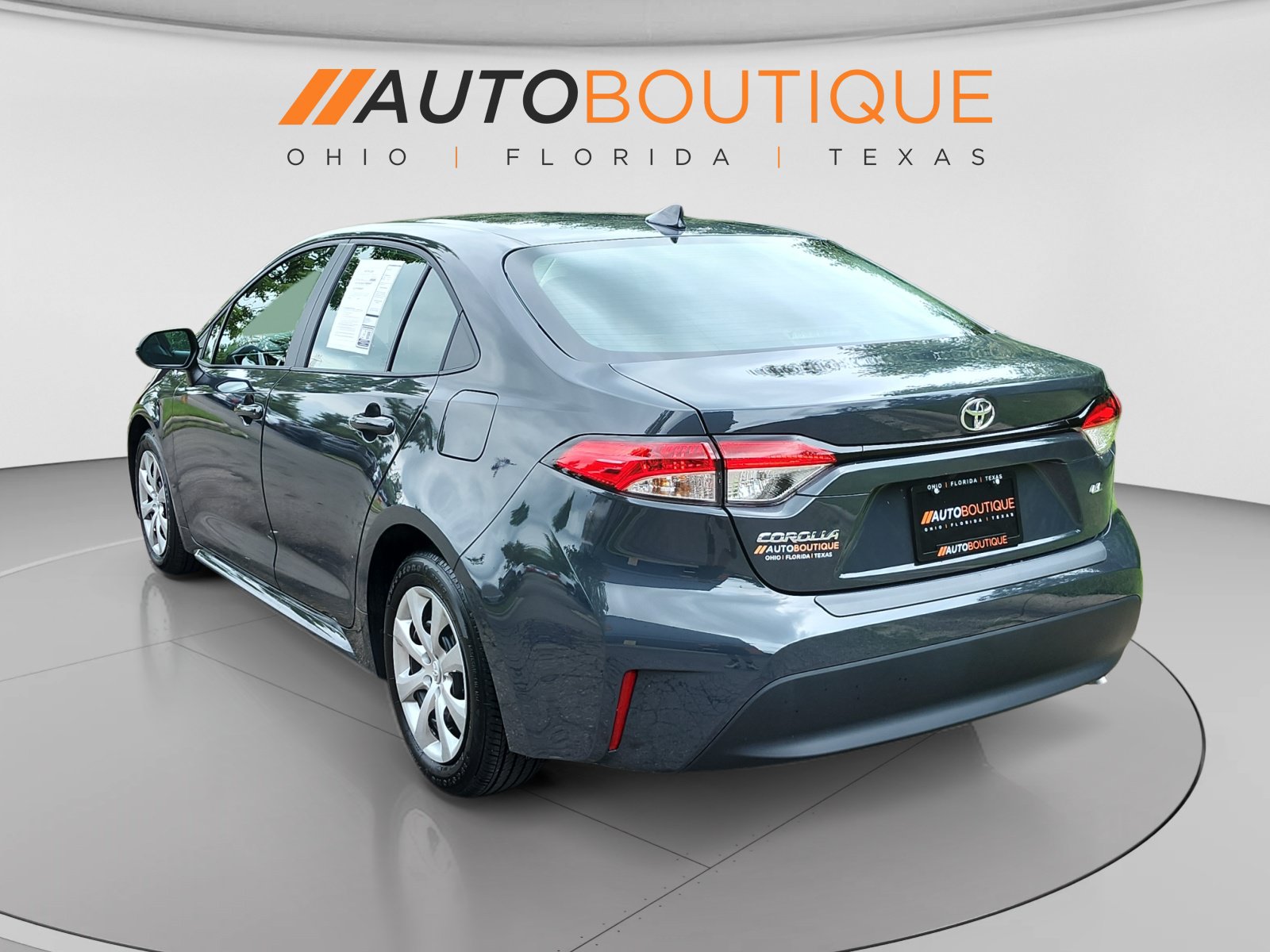 Used 2026 Toyota Corolla LE FWD image 7
