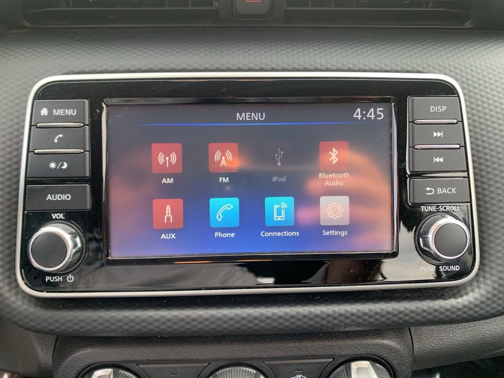 Used 2024 Nissan Kicks S image 45