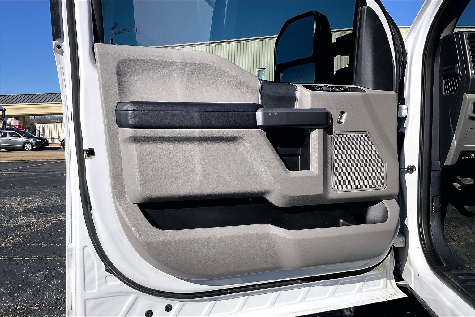 Used 2022 Ford F350 XLT image 18