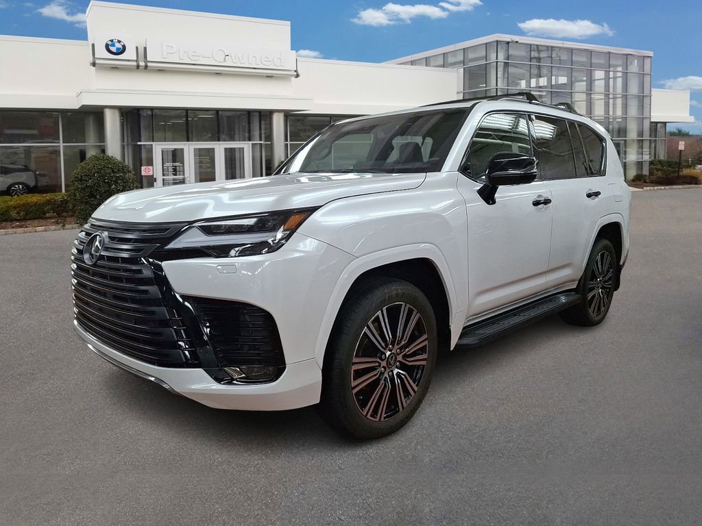 Used 2024 Lexus LX 600 4WD w/ Appearance Package