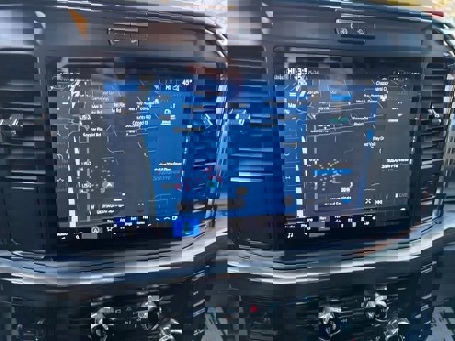 Used 2025 Ford F350 Lariat w/ FX4 Off-Road Package image 22