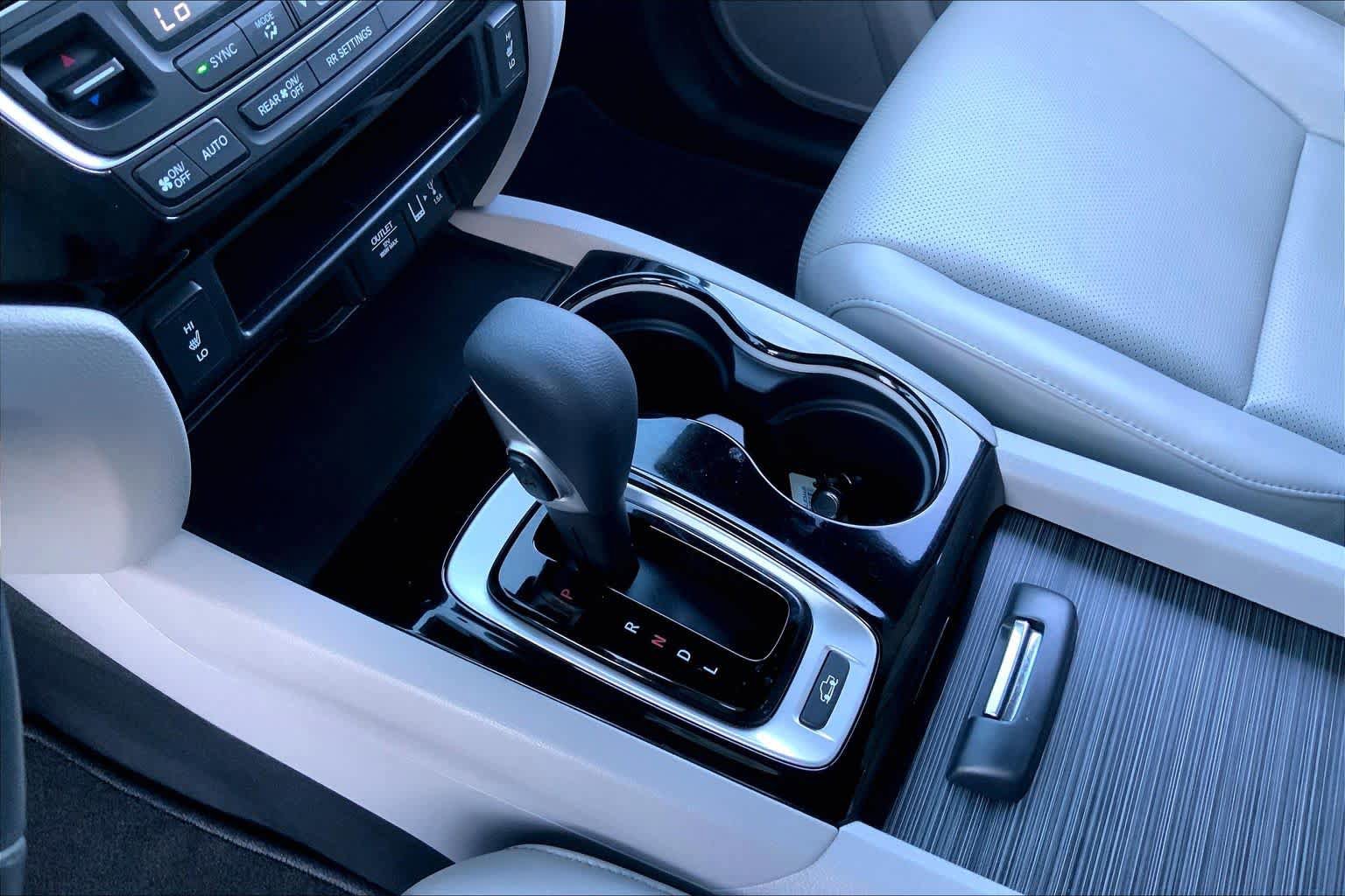Used 2019 Honda Ridgeline RTL-E image 17