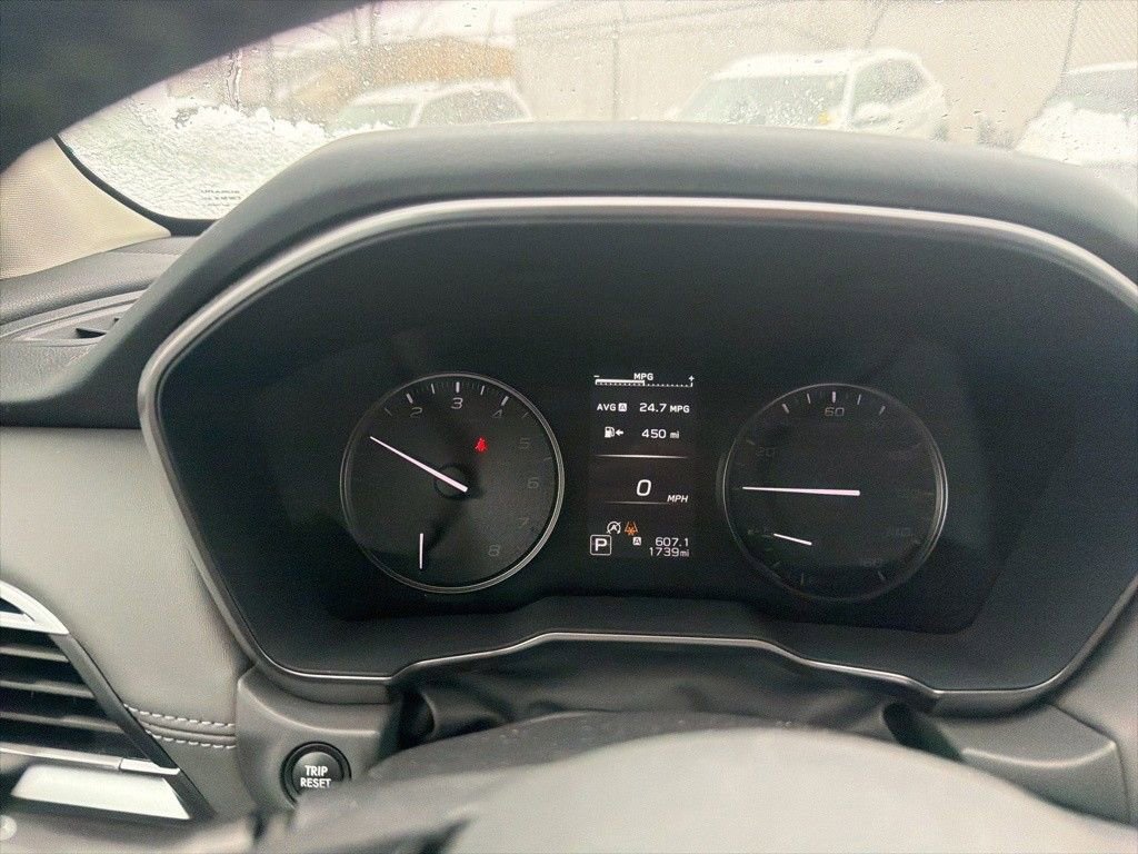 Used 2025 Subaru Outback Onyx Edition image 17